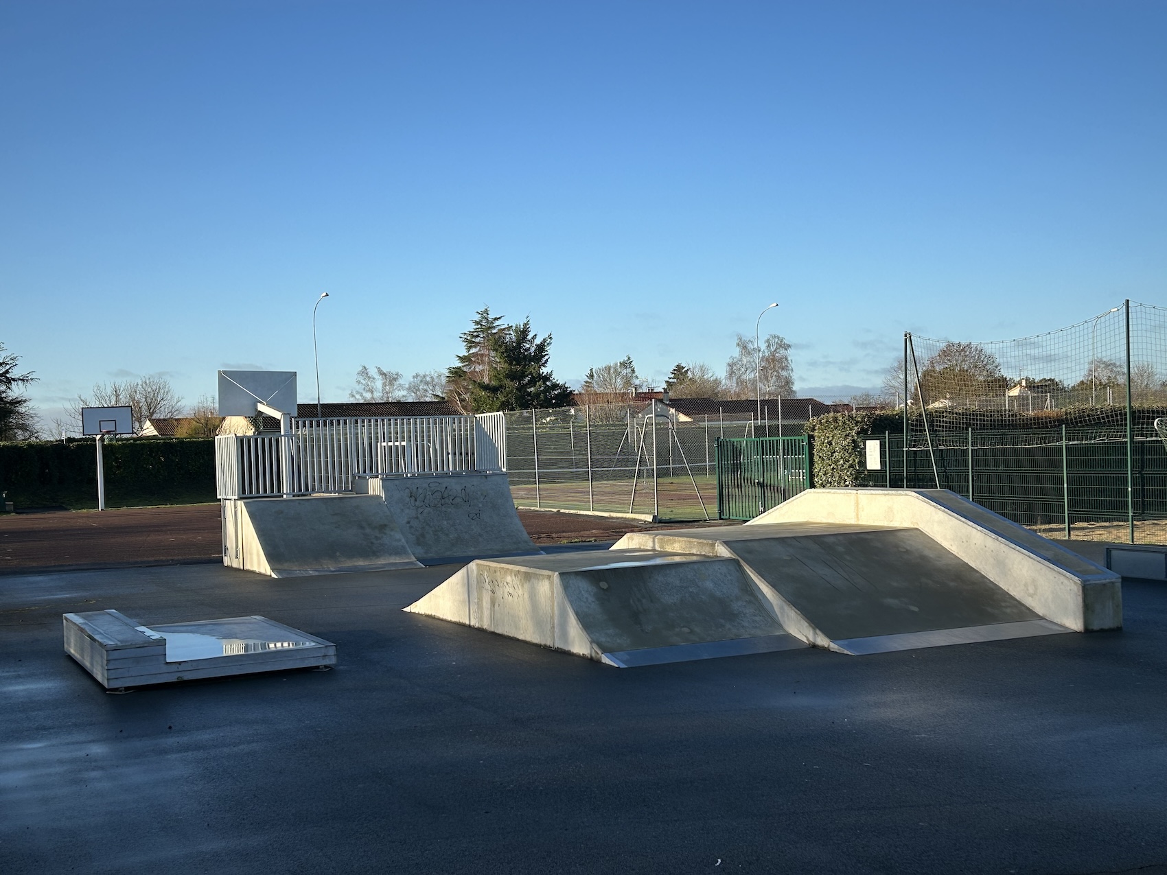 Neuville de Poitou skatepark